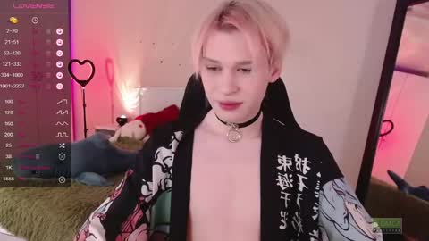 Snapshot of rainbow__salt chatting on January 23, 11:04 am Mike online show from January 23, 11:04 am