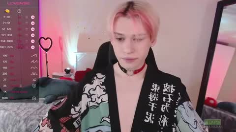 Snapshot of rainbow__salt chatting on January 28, 11:17 am Mike online show from January 28, 11:17 am