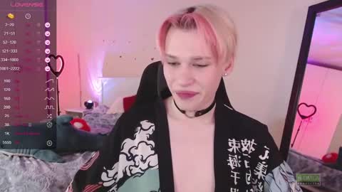 Snapshot of rainbow__salt chatting on January 29, 10:48 am Mike online show from January 29, 10:48 am