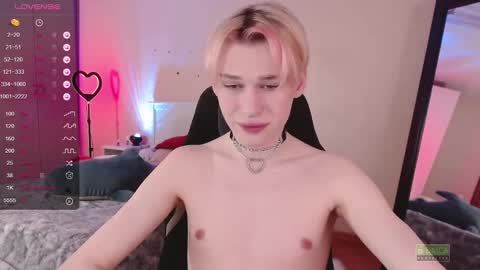 Snapshot of rainbow__salt chatting on February 1, 11:32 am Mike online show from February 1, 11:32 am