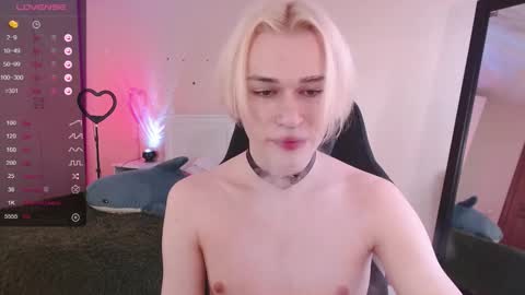 Snapshot of rainbow__salt chatting on November 1, 10:50 am Mike online show from November 1, 10:50 am