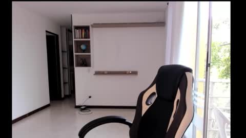 Jennyindependent model . online show from September 18, 7:49 pm