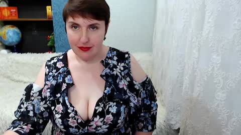 rainbowladyy online show from February 2, 1:19 pm