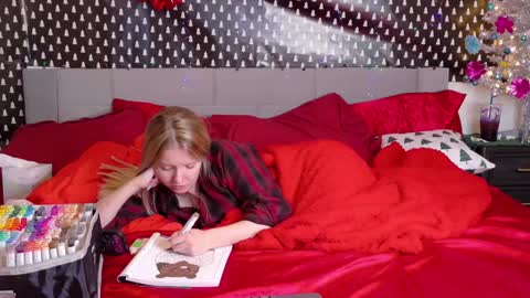 Snapshot of ramichick chatting on December 7, 5:37 am Rami online show from December 7, 5:37 am