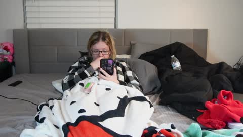 Snapshot of ramichick chatting on January 30, 10:50 am Rami online show from January 30, 10:50 am