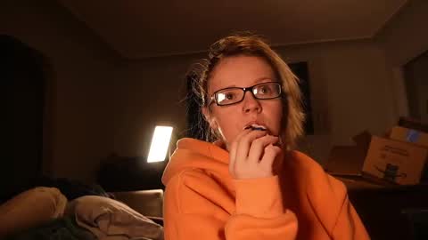 Snapshot of ramichick chatting on February 26, 5:31 am Rami online show from February 26, 5:31 am