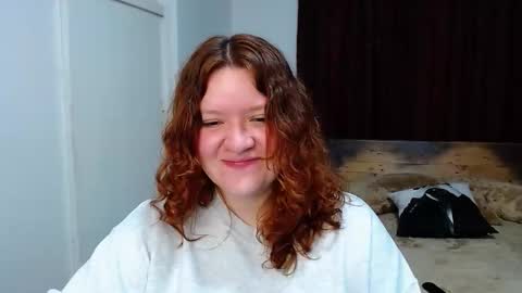 Snapshot of ramona15 chatting on October 23, 10:30 pm Ramona online show from October 23, 10:30 pm