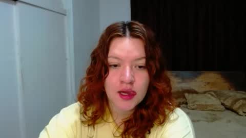 Snapshot of ramona15 chatting on November 1, 11:29 pm Ramona online show from November 1, 11:29 pm