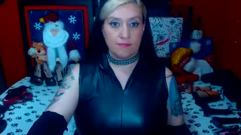 Snapshot of randymaturex01 chatting on December 28, 8:26 am Sonia online show from December 28, 8:26 am