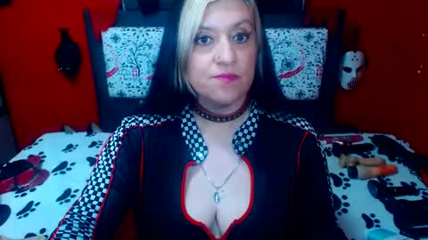 Snapshot of randymaturex01 chatting on January 23, 4:09 am Sonia online show from January 23, 4:09 am