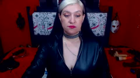 Snapshot of randymaturex01 chatting on February 15, 10:52 pm Sonia online show from February 15, 10:52 pm