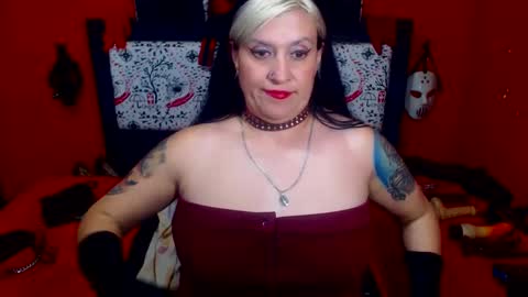 Snapshot of randymaturex01 chatting on February 20, 5:44 am Sonia online show from February 20, 5:44 am