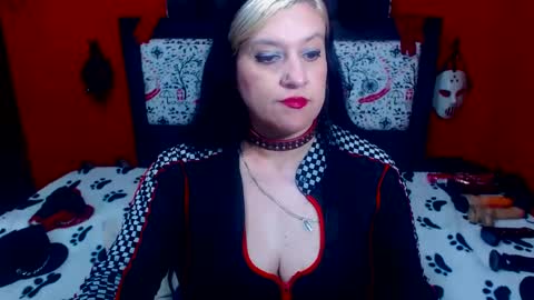 Snapshot of randymaturex01 chatting on March 5, 2:03 am Sonia online show from March 5, 2:03 am