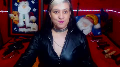 Snapshot of randymaturex01 chatting on December 5, 2:09 am Sonia online show from December 5, 2:09 am