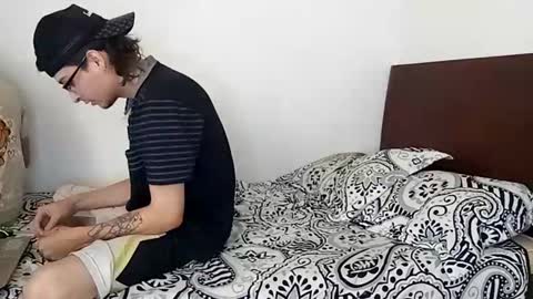 Rangel and Lola online show from February 17, 4:37 pm