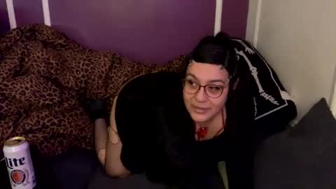 Snapshot of rattlesnakebitch chatting on November 29, 4:48 am Rattlesnake Bitch 666 online show from November 29, 4:48 am