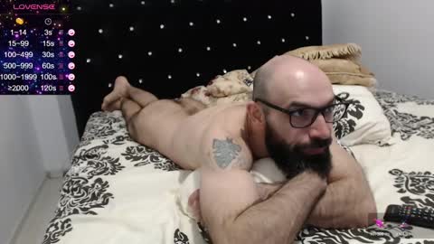 Snapshot of raul27big chatting on March 9, 8:31 pm RaulWildBoy27 online show from March 9, 8:31 pm