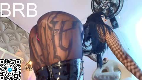   online show from November 22, 11:09 am