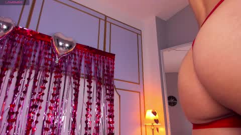 raven_jade_ online show from February 15, 3:31 am