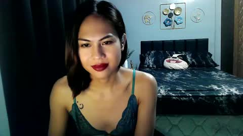 Snapshot of ravenna69ts chatting on March 7, 4:00 pm Raven online show from March 7, 4:00 pm