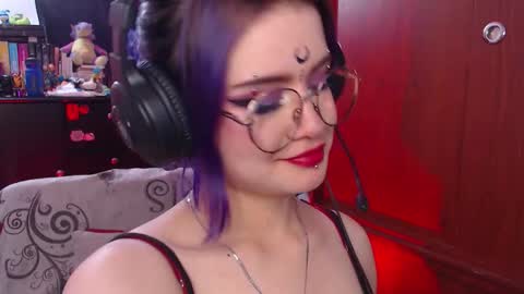 raventh_ online show from October 28, 2:42 pm