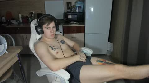 Ray online show from December 8, 8:36 pm