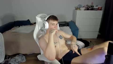 Ray online show from October 10, 9:47 pm