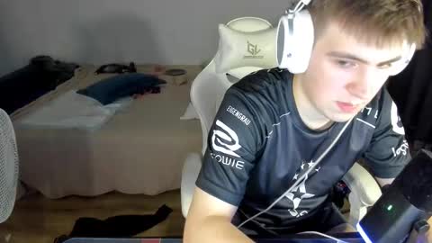 Ray online show from October 14, 8:42 pm