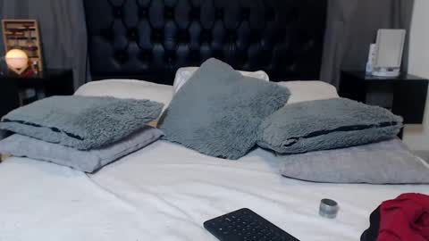 Ray online show from February 19, 12:14 am