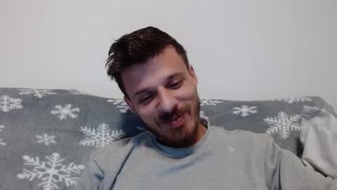 Snapshot of rayann27 chatting on December 10, 4:17 pm rayan online show from December 10, 4:17 pm