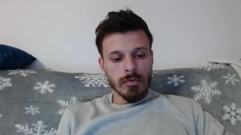 Snapshot of rayann27 chatting on December 16, 8:48 pm rayan online show from December 16, 8:48 pm