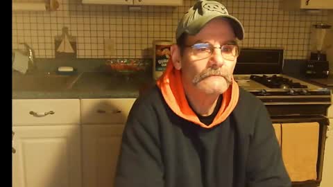 Ray online show from December 25, 8:40 am