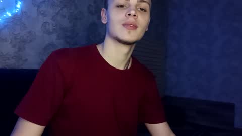 Snapshot of raymartino chatting on February 8, 9:04 pm RayMartino online show from February 8, 9:04 pm