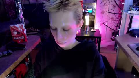  Yrriel Strife Candy-Demon Caveboy mr. Cringe   online show from December 3, 7:54 am