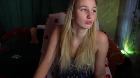 IG realmiagold online show from March 5, 10:11 am