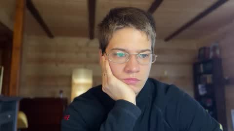 AliceEve online show from October 20, 9:10 am