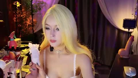 reaowna___ online show from October 1, 12:00 pm