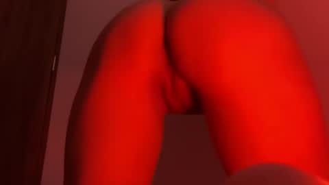 Snapshot of rebbbecka chatting on December 3, 7:12 pm Rebbeca online show from December 3, 7:12 pm