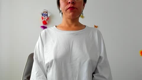 Rebbeca online show from December 22, 8:14 pm