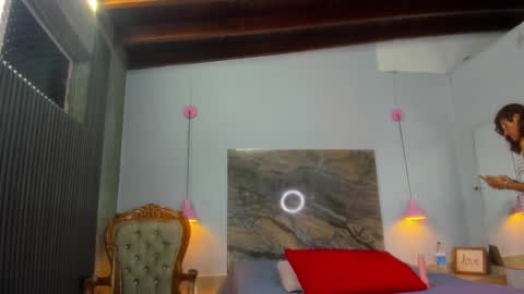 rebeca_2 online show from November 17, 11:38 am