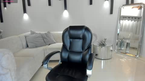 Rebe online show from January 20, 4:43 am