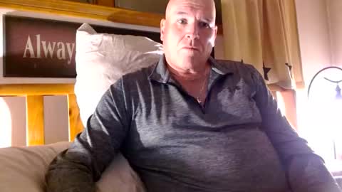 Mtn. Man online show from November 3, 1:19 am