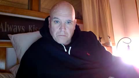 Mtn. Man online show from November 7, 2:44 am