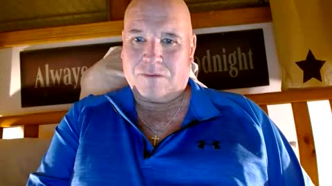 Mtn. Man online show from November 27, 3:08 am