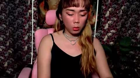 red_kitsune69 online show from September 13, 9:36 pm
