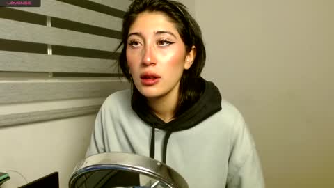 IG   OF red moonn online show from December 12, 10:45 am