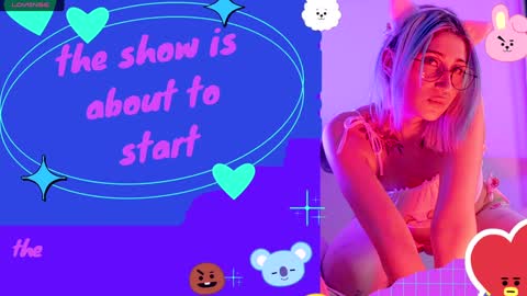 IG   OF red moonn online show from January 15, 10:38 am