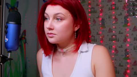 Snapshot of red_rose12 chatting on October 17, 10:18 am Jane online show from October 17, 10:18 am