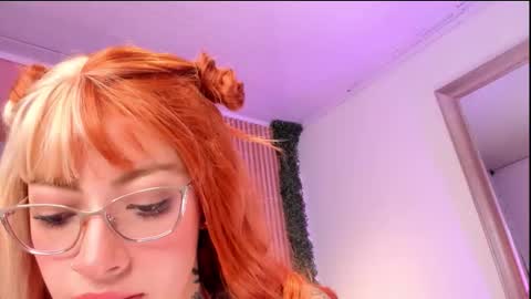 Stefany    online show from November 26, 8:43 pm