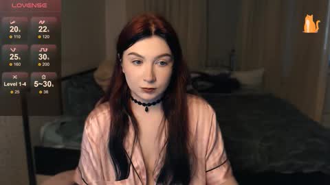 Snapshot of redhaired_kitty chatting on September 26, 3:49 pm Lina online show from September 26, 3:49 pm